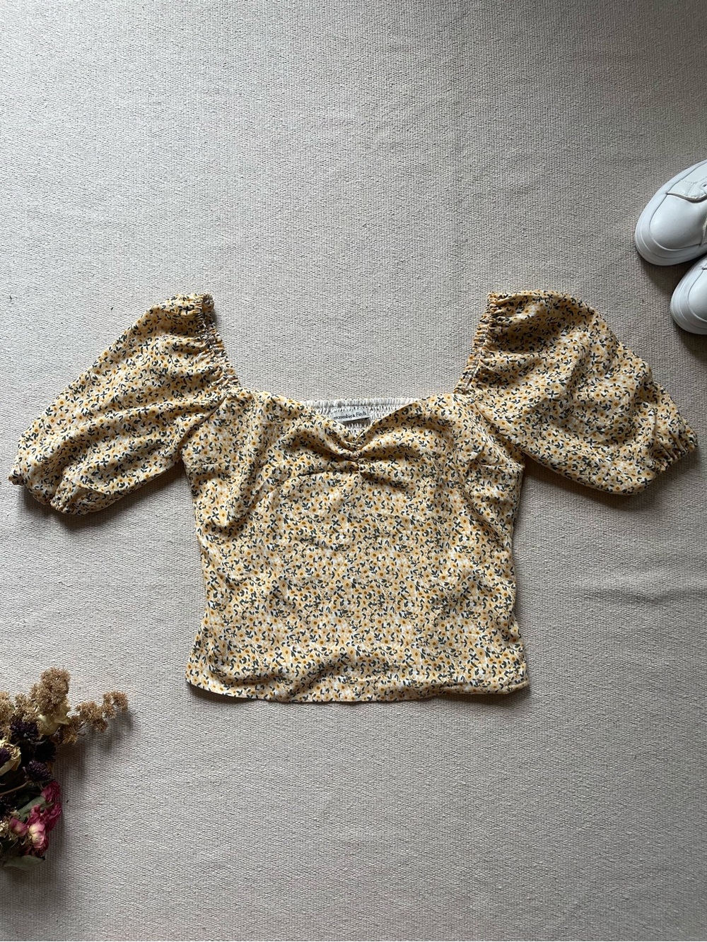 Abercrombie & Fitch Yellow Floral Smocked Puff Sleeve Top M Cottagecore